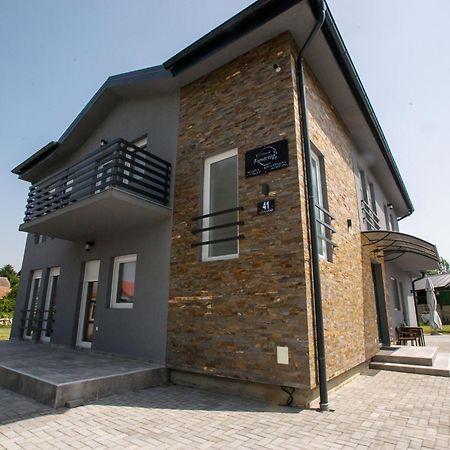 Apartman Paratetis 1 팔릭 외부 사진
