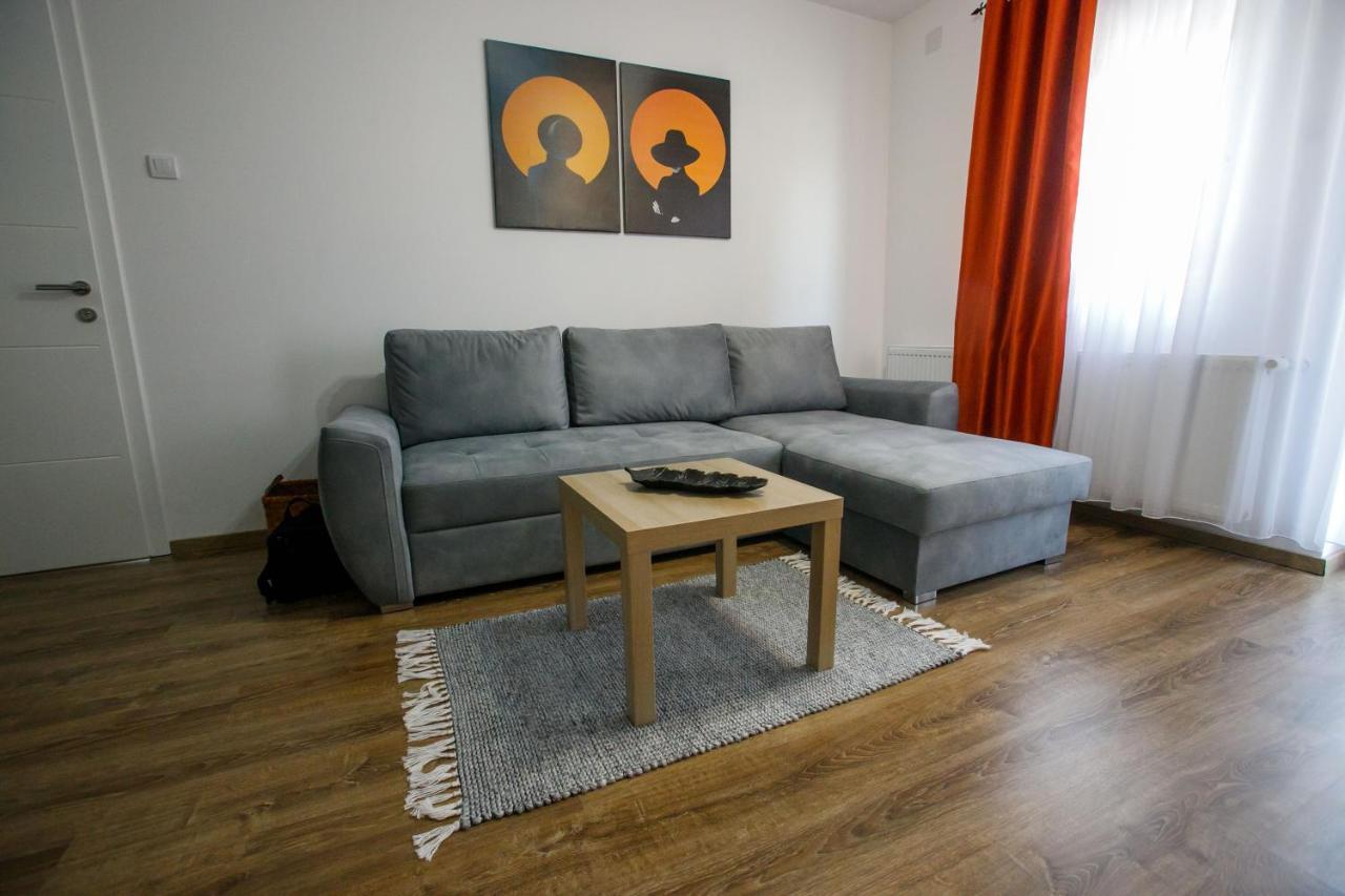 Apartman Paratetis 1 팔릭 외부 사진