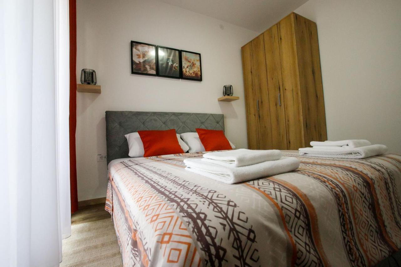 Apartman Paratetis 1 팔릭 외부 사진