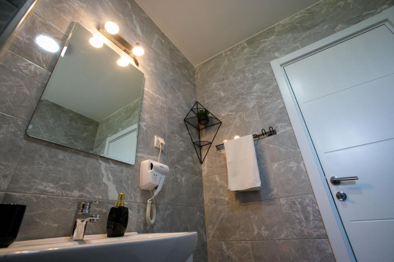 Apartman Paratetis 1 팔릭 외부 사진